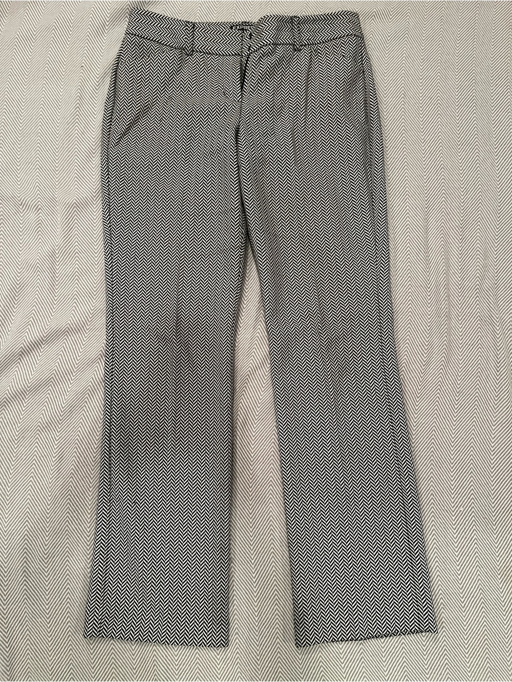 Express Black and White Chevron (Black and White) Editor Pants - 2S